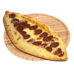 Pide mit Sucuk und Ei